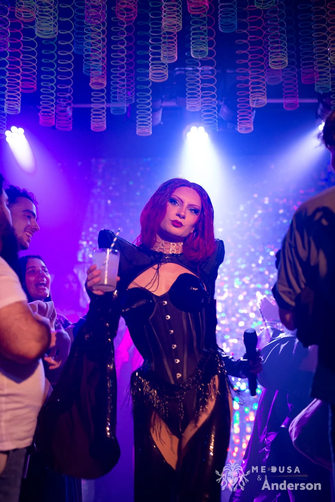 Fotografía de eventos - Fotografía profesional por Naradiel con La Niña Delantro